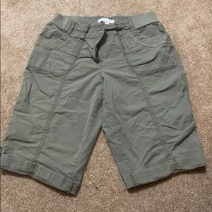 Women’s Bermuda shorts